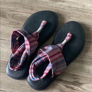 Women’s sanuk sandals